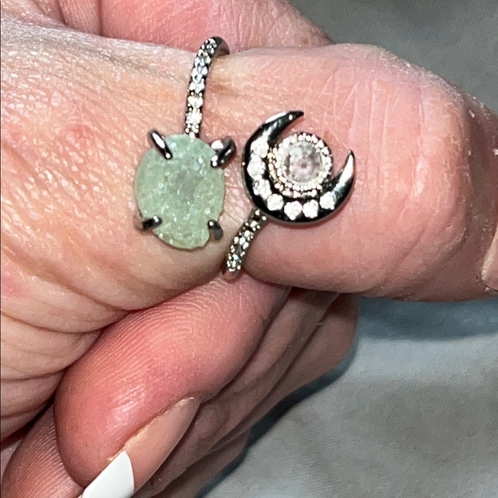 Elegant Silver and Green Moonstone Ring size 9